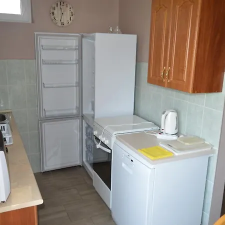 Karolina Appartman *